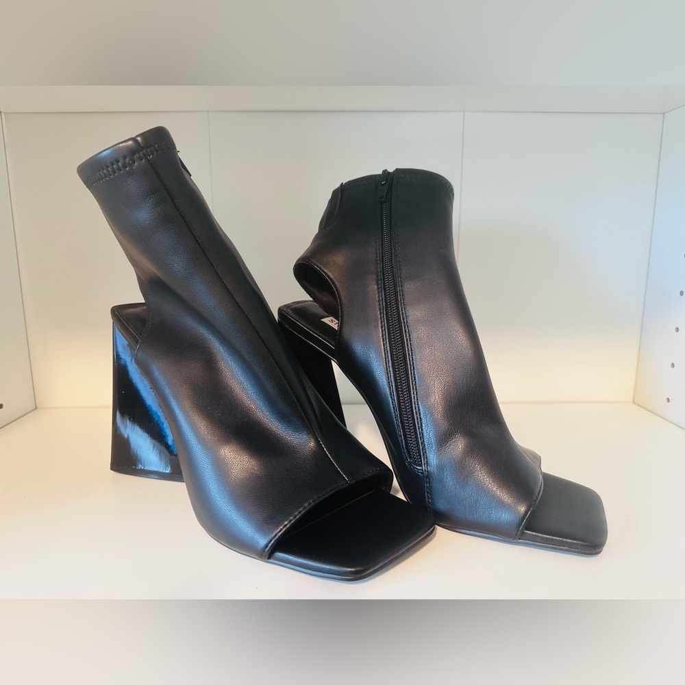 Black Women's Open-Toe Ankle Boots